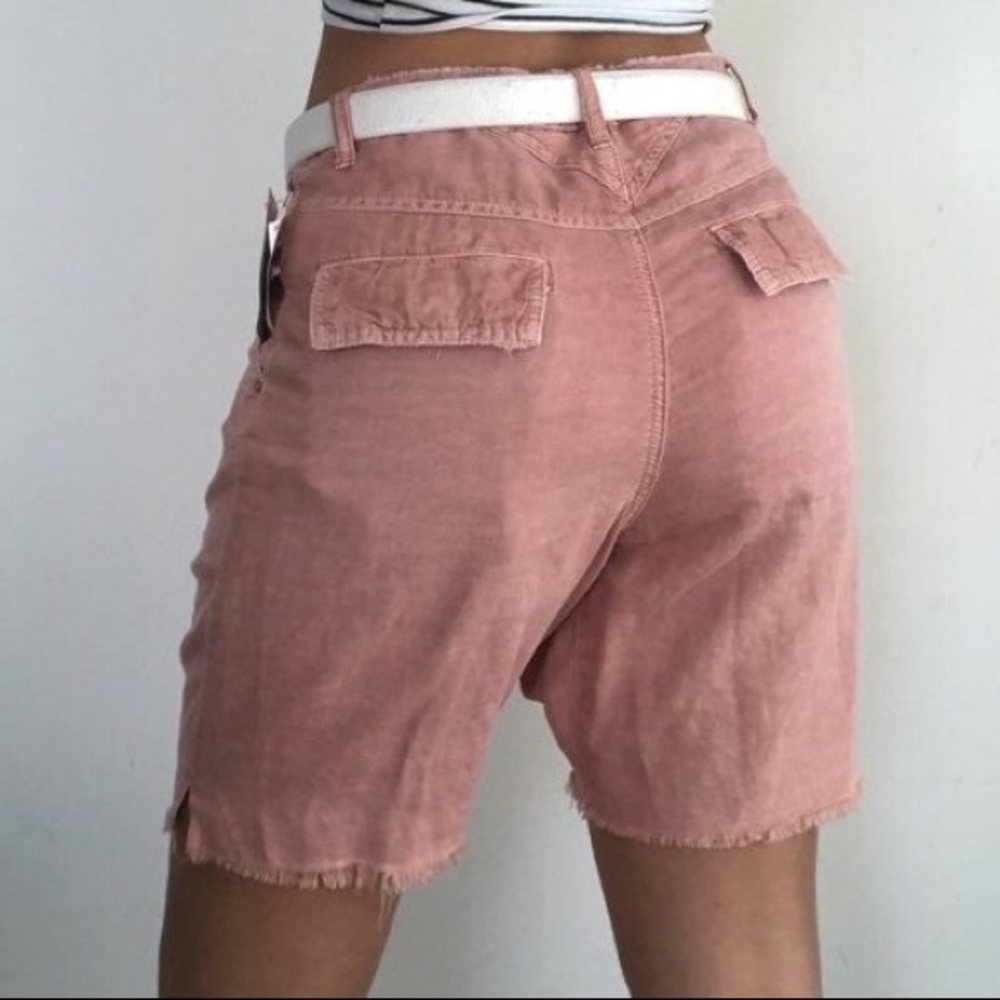 Shorts - Picture 4 of 5